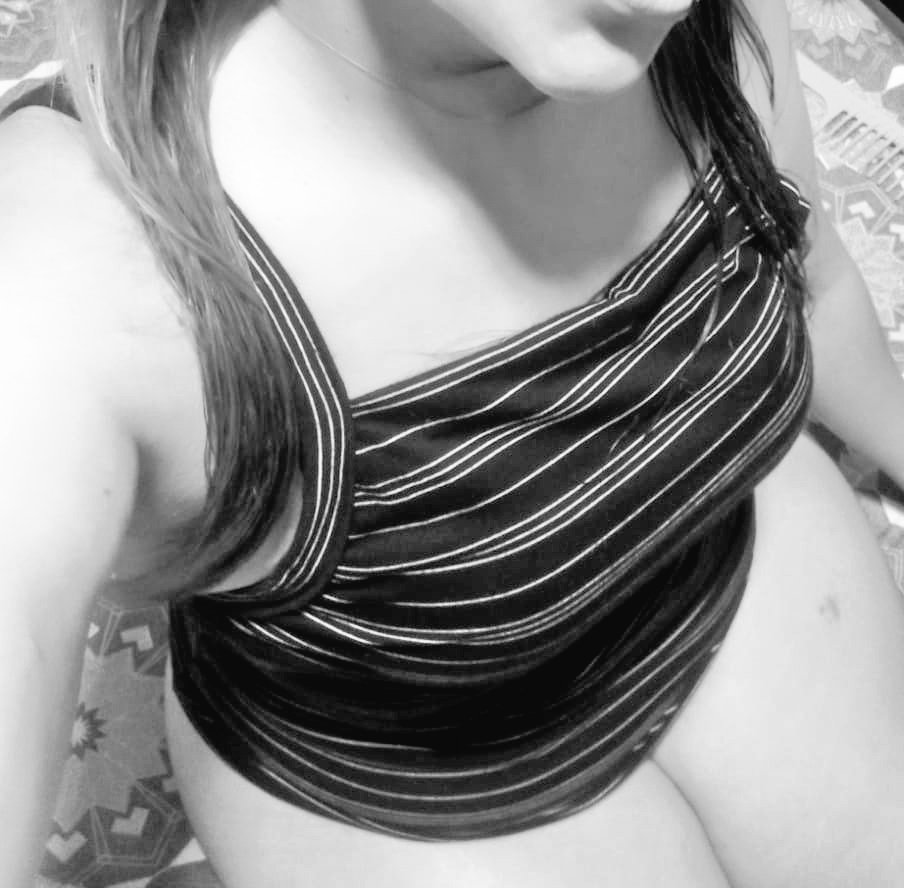 hotlatinmodel's tweet photo. No sé que ropa interior ponerme 🥺
.
.
.
#milf #mom #hotmom #mommy #hotmommy #fuckmilf #fuckmom #onlyfans #latina #latinmodel #doggystyle #asshole #pussy #kissass #ass #whiteass #fansly #kiss #kissmyass #creampie #facial #model #hotmodel #blowjob #cumin https://t.co/s4B6V3vvum