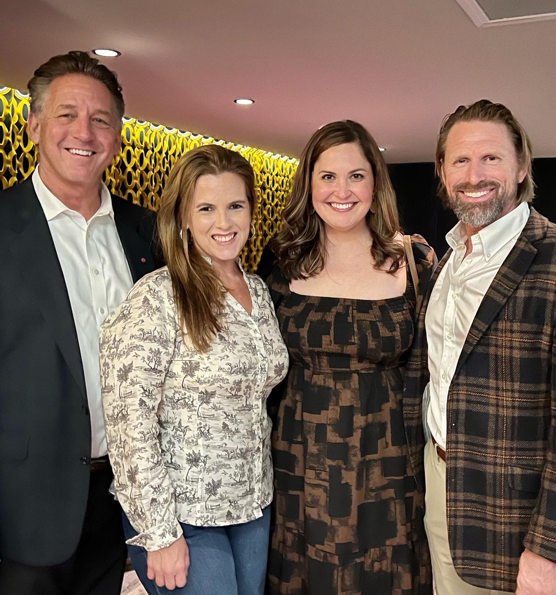 SAOinfo's tweet photo. A great time was had by all at the SAO President’s Dinner as we kick off our annual meeting in Austin. SAO President Dr Dusek surprised award winners and the executive director team with custom Wanted posters! Congratulations for a great year, Dr. Dusek! #OrthoAustin2022 https://t.co/qYuqvwcyIG