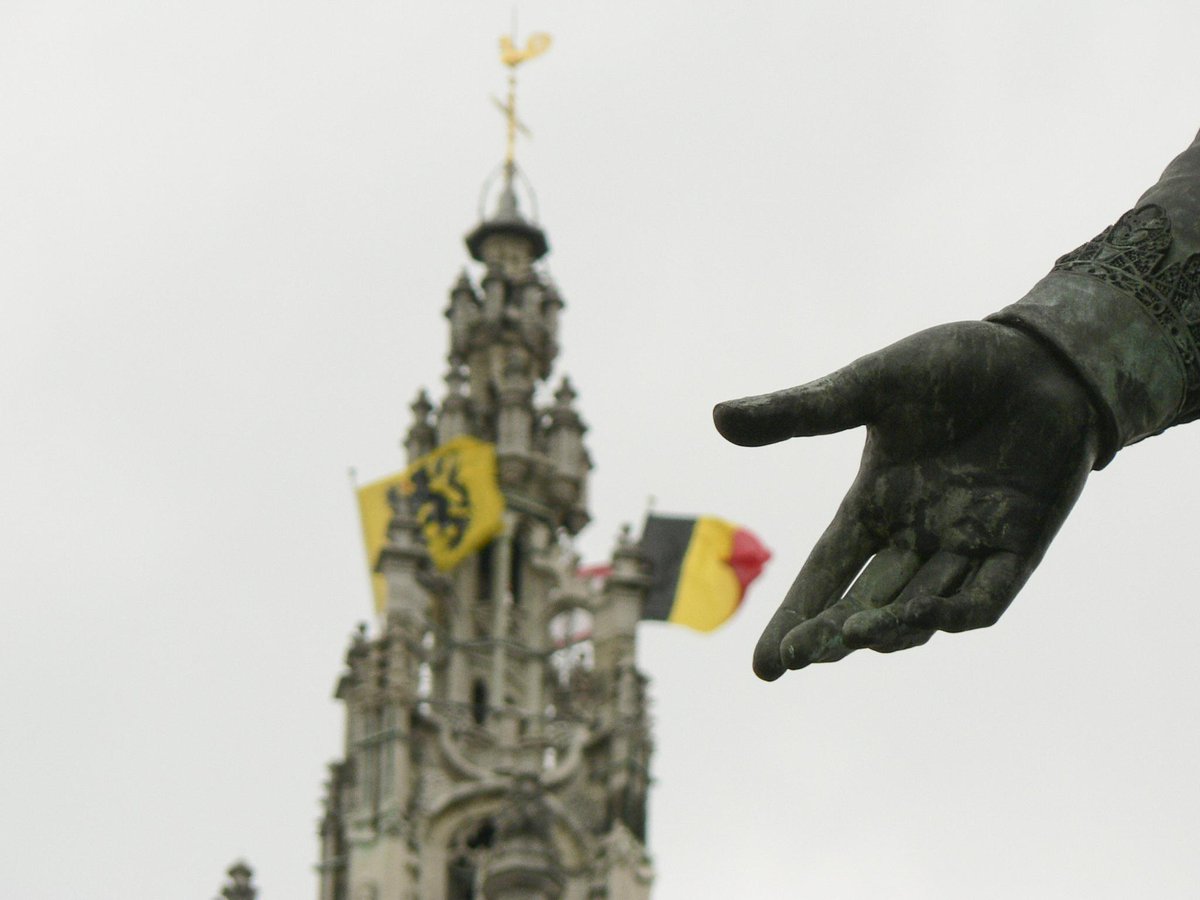 De Standaard tweet media