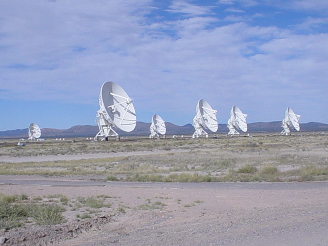 Dorje_sDooing's tweet image. School in the US I taught yrs ago had school buses (1). Teachers had option of getting bus driving license, which I did &amp;amp; took students around. One of those times I took them on a tour of #Albuquerque #HotAirBalloon festival (2), the #VeryLargeArray (3), &amp;amp; I think also #Roswell.