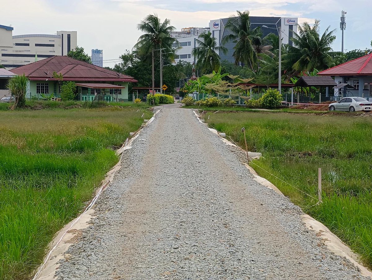 01/11/2022

Lawatan Datuk Pengarah JKR Melaka ke Tapak Projek Pembinaan Jalan Di Kampung Pulau Nibong Melaka bagi melihat tahap kemajuan kerja 

#MelakaRESPONSIVE
#JasaKepadaRakyat