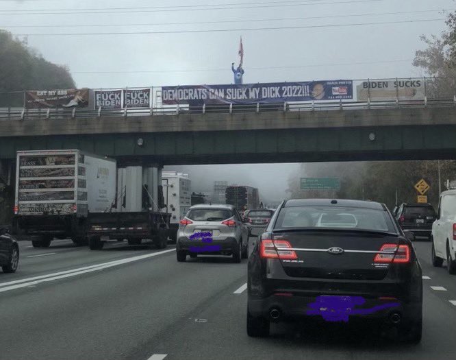 SueNicole215's tweet image. This was on the DC Beltway….😂