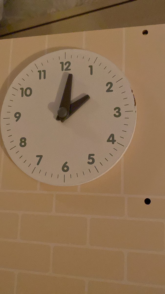 SiobhanWinch's tweet photo. @AldiUK i bought my daughter the kitchen but when Iv taken it out of the box to build I noticed the clock is all scuffed up. Is there anyway I could get a replacement piece? https://t.co/mvm4FD6XqI