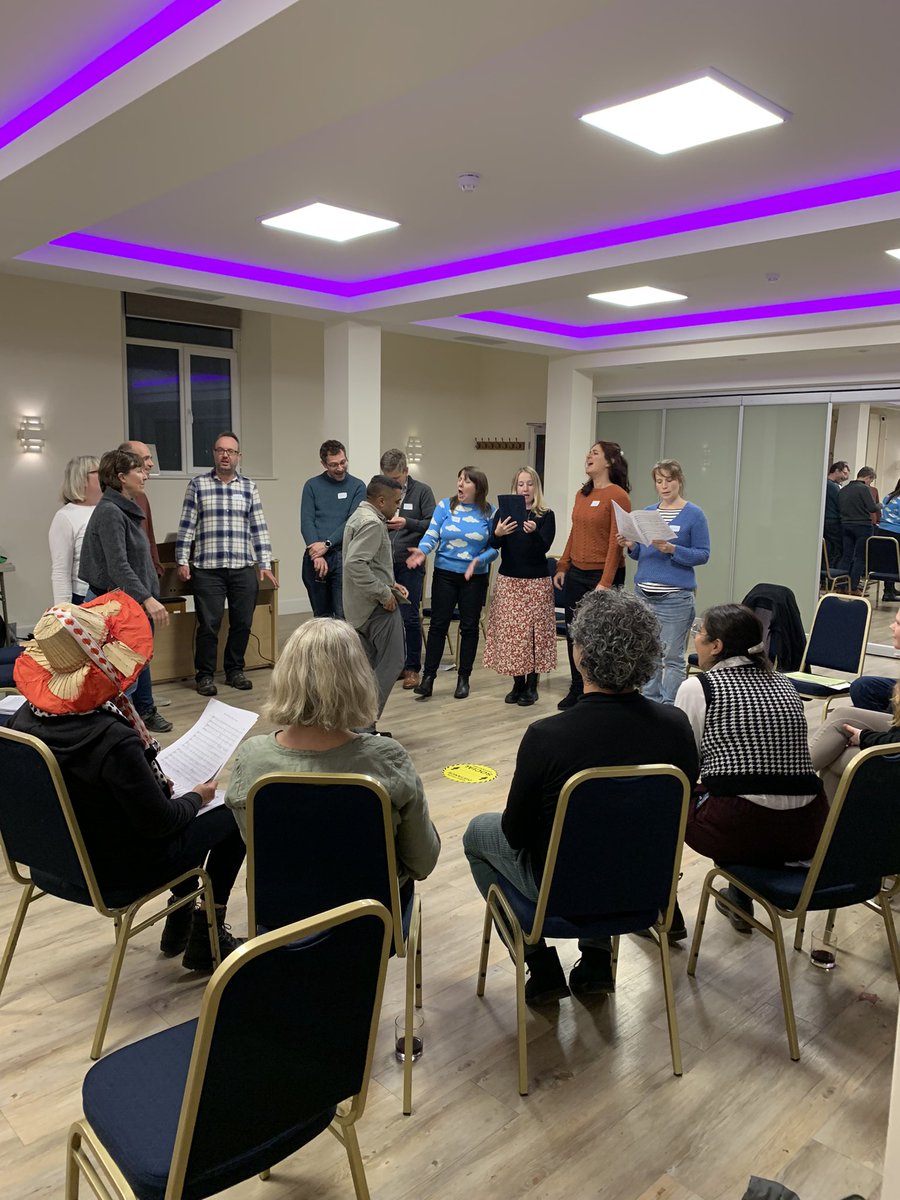 It’s a Wednesday night. So it must be a <a href="/Kitsch_In_Sync/">Kitsch In Sync</a> rehearsal. Fantastic to welcome so many potential new members too! 🥰🎶🎵x #singing #acappella