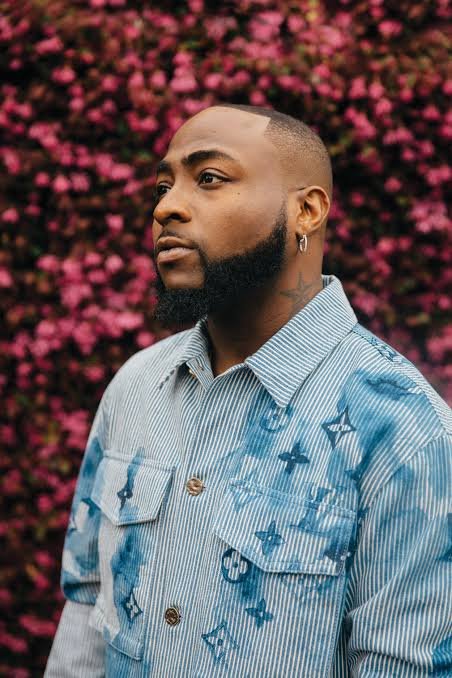 SnehQueenBee's tweet image. Stay strong king  @davido .  You’re always in all our warmest thoughts and prayers.  ❤