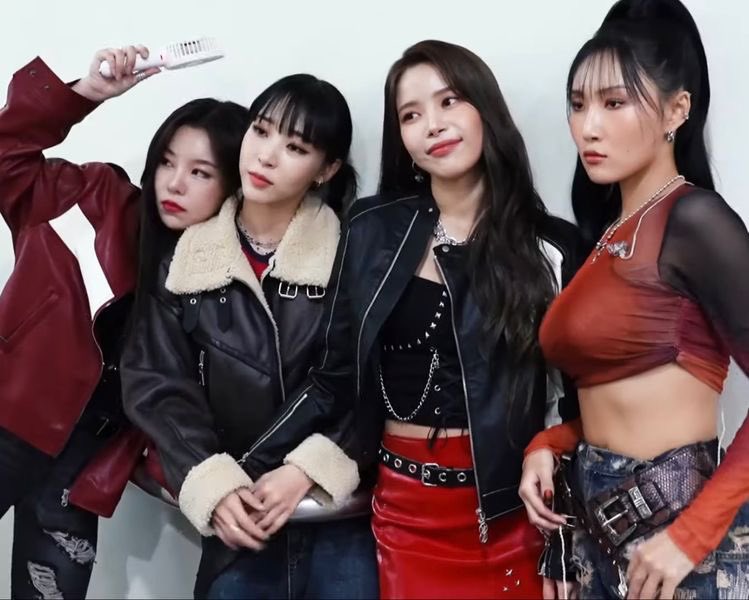 MAMAHOURS's tweet photo. #MAMAVOTE #mamamoo https://t.co/8IQ7QH2pwN