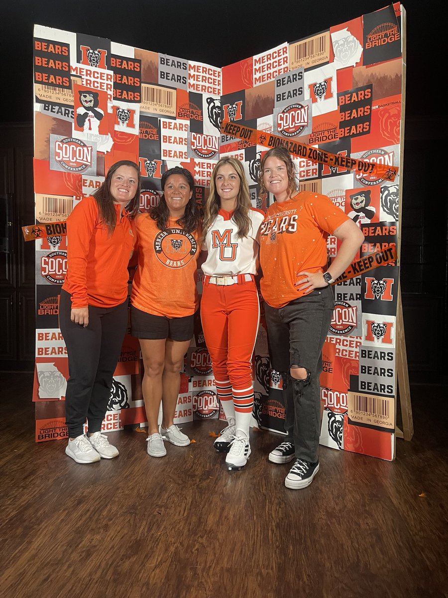jaciunderwood24's tweet photo. Thank you @LindsayFico for having me for a unofficial visit today! I had so much fun @MercerUSoftball https://t.co/OxUkUoWwqI