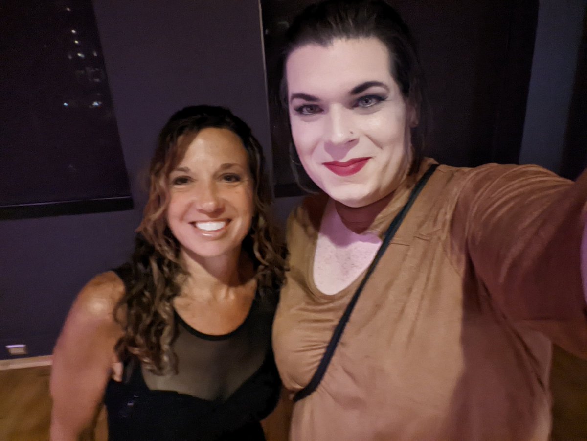 VP <a href="/AmberlynRayne/">Amberlyn Boiter 🏳️‍🌈🏳️‍⚧️</a> and board member Katy Ross at the <a href="/upstatelgbt/">Upstate LGBT+ Chamber of Commerce</a> GAYla!