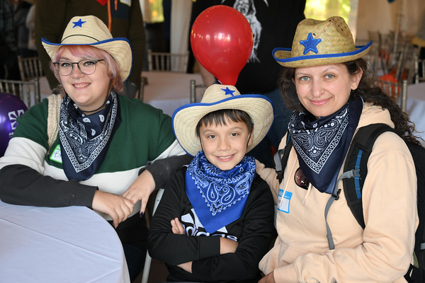 AbaCenters's tweet photo. More from our Fall Family Fun Day. Don't miss the YouTube video: https://t.co/nVrkC2kT4N. For a free consultation on ABA therapy, call 844-955-4222. #FallFamilyFun #autism #ABA https://t.co/9V92nD1pWY