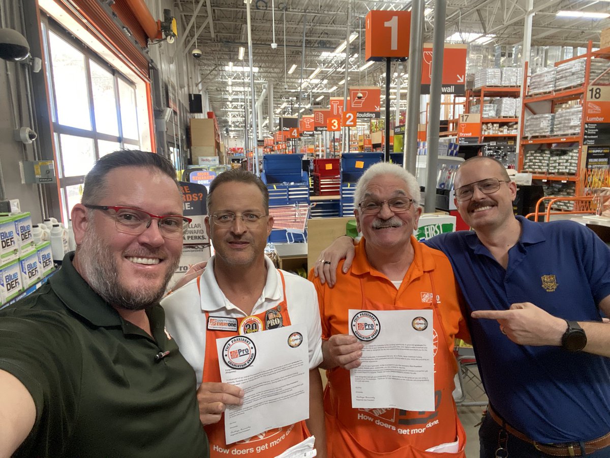 sally_sebastyn's tweet image. Find-Know-Grow-Graduate!  Congrats to the PASAs in D154 for taking care of our Pro customers and graduating them to managed account prospects!  #1SFLPRO #1SFLREGION @SantiBernardez @anandsingh1210 @jlandrumTHD @Scott_Key_HD #LetsGrowPro