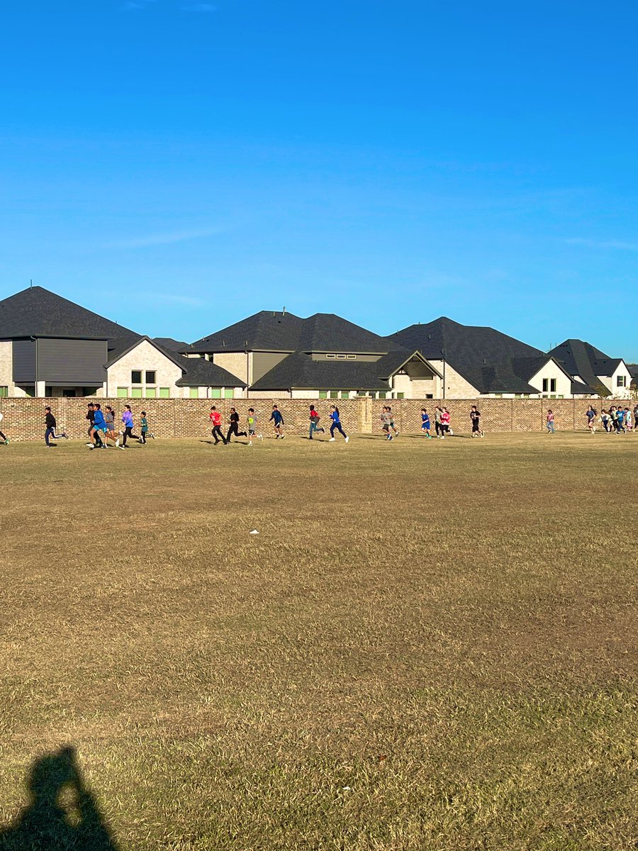 The last two days have been filled with soaking up beautiful weather while practicing for the mile 3-6 and relay races for K-2!

#ThePrestonPride #HearUsRoar