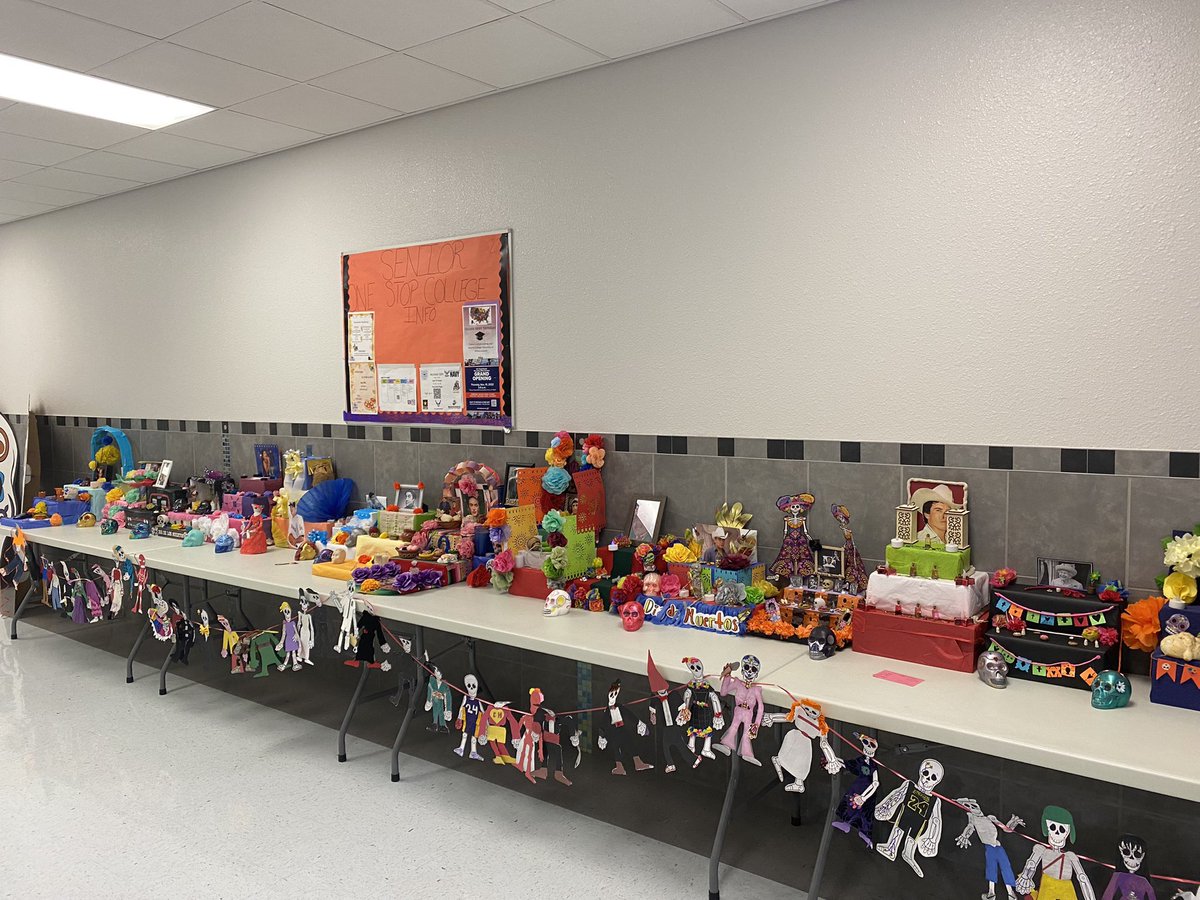 ehs_lote's tweet photo. Nothing makes you feel more alive on Día De Los Muertos than having a great group of coworkers &amp; admin, and beautiful altars to honor our loved ones made by our Spanish students. Todas somos un poco locas. 💀💜🧡🤪 #SISDLOTE #TeamSISD @gbrasg @Eastlake_HS https://t.co/tr4ELnAJOs