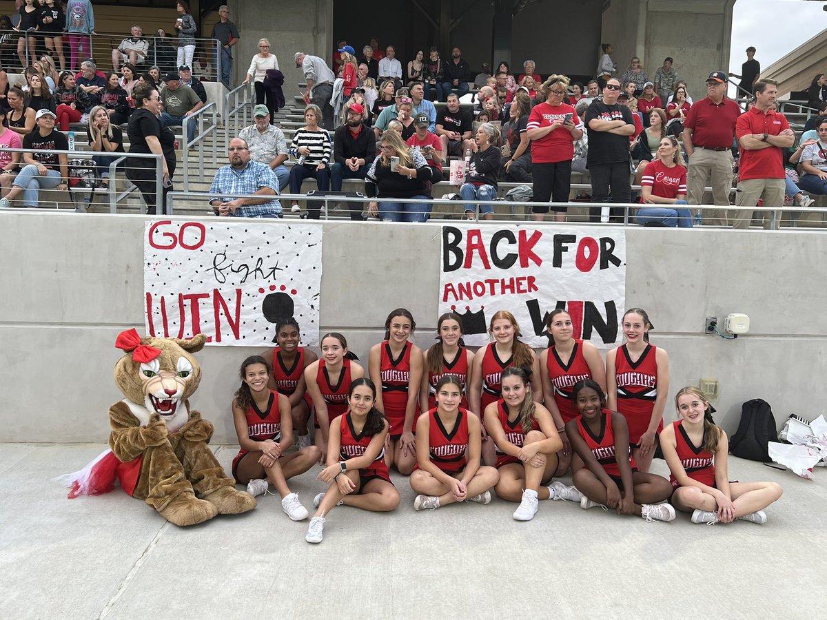 CpjhCheer's tweet photo. Cheering on our Creekside Cougars at the Tomball Stadium in a friendly rivalry game against Tomball JH. @TISDCPJHS @cpjh_jv @SrNicholas_AP @CPJHAthletics https://t.co/eeqN4sguLe