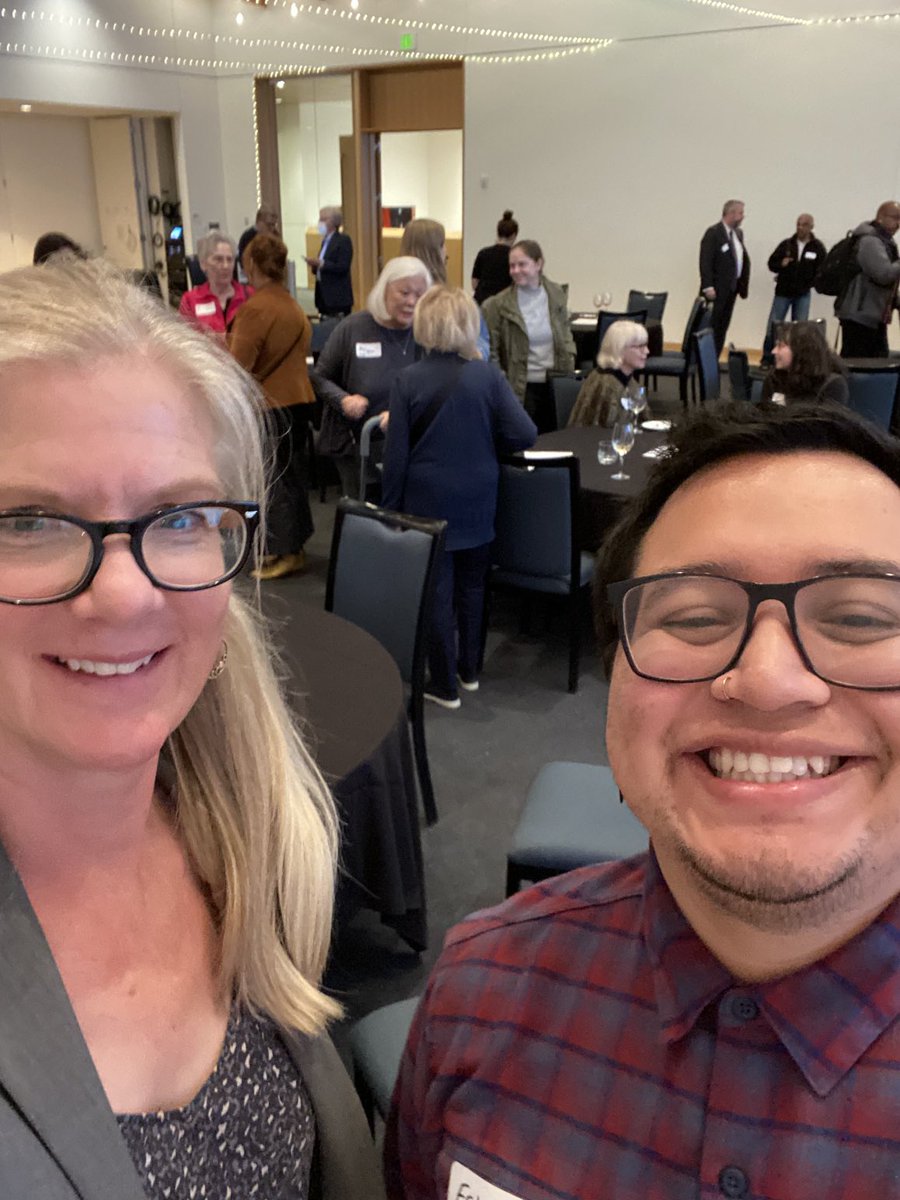 JacquideVries's tweet photo. I love running into ⁦@aughist⁩ grads at community events! Here, at a DEAI training for museum folks, Esteban Perez Cortez (‘19), who now works at the American Swedish Institute doing oral history and public engagement. ⁦@AugsburgU⁩ https://t.co/XRM7CJCWWw