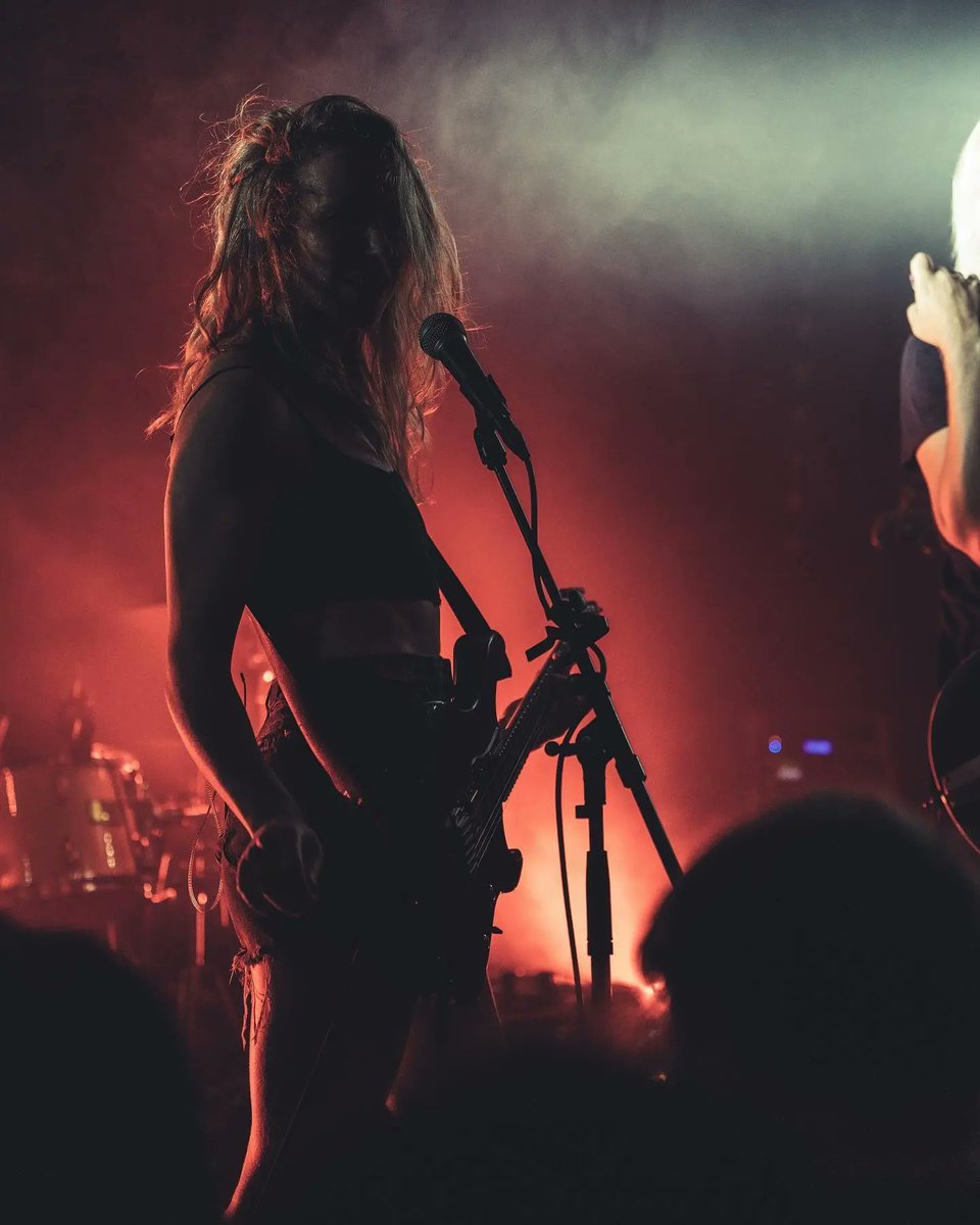 Station On Jasper (@stationonjasper) on Twitter photo Guitar-slinging rock singer-songwriter <a href="/skyewallace/">Skye Wallace</a> hits the stage at Station THIS SATURDAY ๐ค.
Support from Cassia Hardy! Get ready for a night of great music and badass female energy from these talented artists!
Tickets: showpass.com/skye-wallace-wโฆ Guitar-slinging rock singer-songwriter <a href="/skyewallace/">Skye Wallace</a> hits the stage at Station THIS SATURDAY ๐ค.
Support from Cassia Hardy! Get ready for a night of great music and badass female energy from these talented artists!
Tickets: showpass.com/skye-wallace-wโฆ