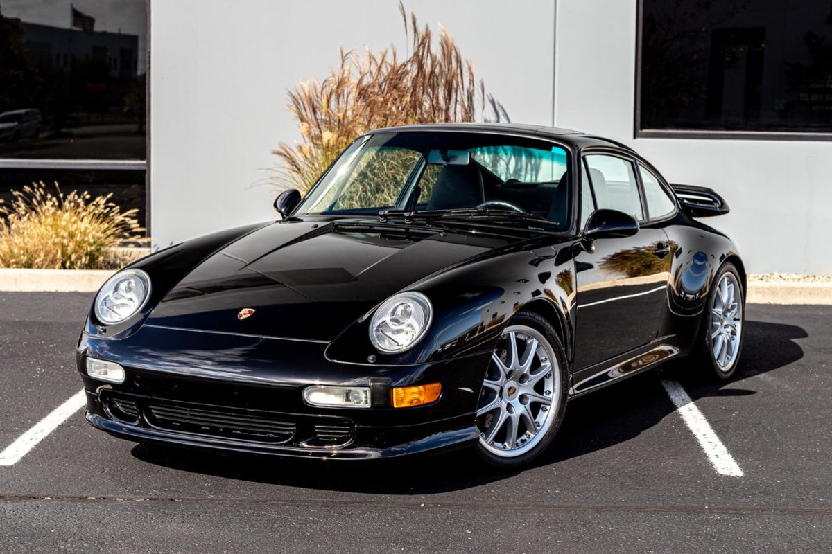 Bringatrailer's tweet image. Now live at BaT Auctions: 11k-Mile 1998 Porsche 911 Carrera S 6-Speed. bringatrailer.com/listing/1998-p…
