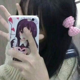 ccindecisas's tweet image. ♡ →  Preguntas randoms que puedes contestar cuando estes aburrido/a P2..

-by: 🐧 &amp;lt;3