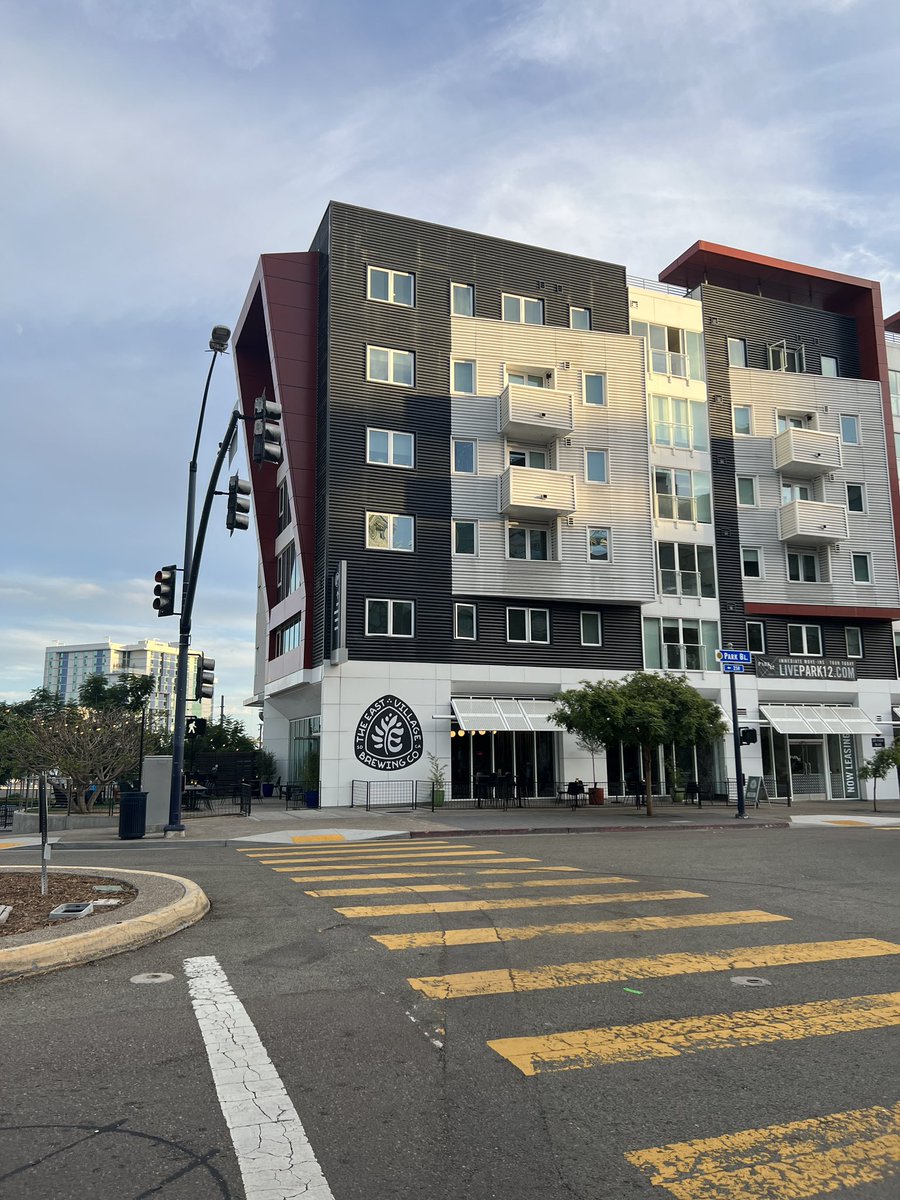 SDBreweryMap's tweet image. Really enjoying the beer at the new East Village Brewing Company (201 Park Blvd) across from Petco Park. #sdbeer #visitsd #sdcc #craftbeer #sdbw