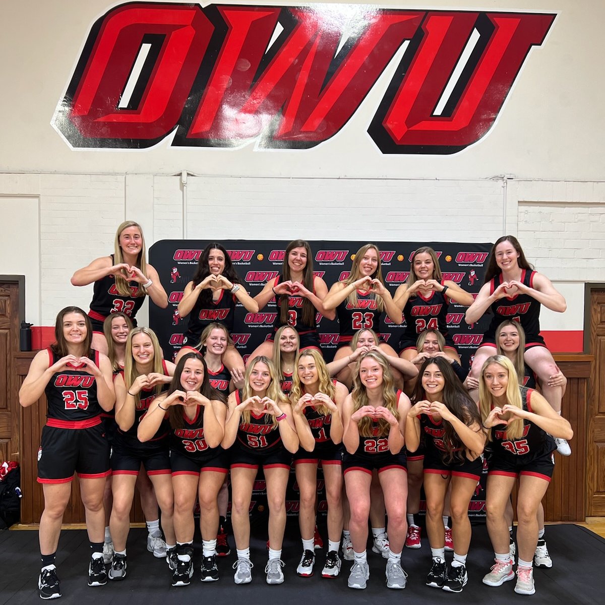 OWU_WBB's tweet photo. We love media day ๐ซถ
#GoBishops #owuwbb #pridepassionpurpose #owutough https://t.co/KnsJmLjVBN