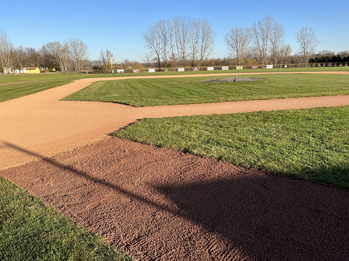 jude_backman's tweet photo. Fall baseball field work is done!  Sleep tight good friend.   C ya next spring! @WIBallCentral @shiocathletics https://t.co/66VFe5kSHb
