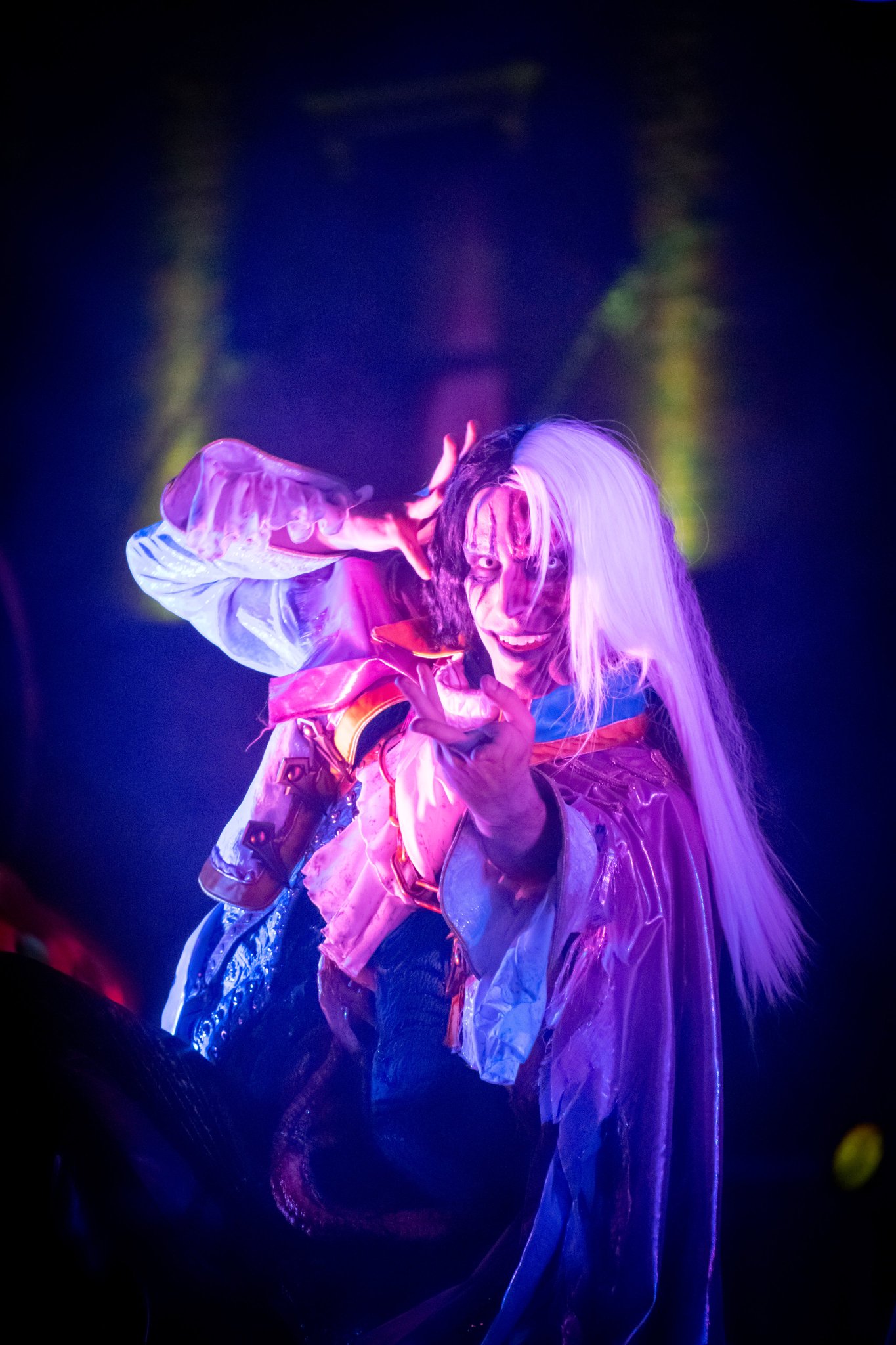 ＊ハロウィンムーンとデビルうさちゃんᙏ̤̫⑅＊シーグラスアート ShinWoo 孤独な月スペースゴーストバニーブラインドボックス