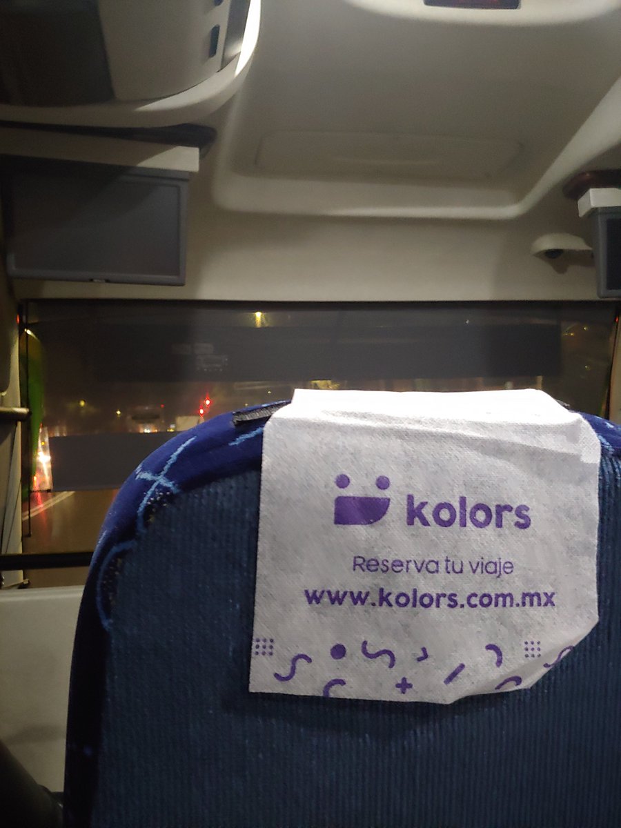 ¡Por fin #Xalapa #Veracruz cuenta con una alternativa de transporte! Viajar en fechas especiales, como 2 de noviembre, era complicado porque <a href="/tuADO/">Autobuses De Oriente</a> abusó de su monopolio. 
Hoy voy a casa en un autobús limpio y con un costo de pasaje completamente accesible. ¡Gracias, #Kolors!