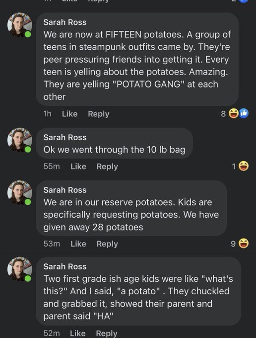 BlisterPearl's tweet photo. Sarah Ross, on Facebook, handed out full-size candy bars.  She also put a potato in the bowl.  🥔 https://t.co/A5szcLvWmd