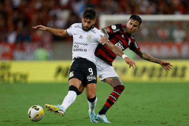 Confira a tabela atualizada do Brasileirão após a derrota do Flamengo diante do Corinthians