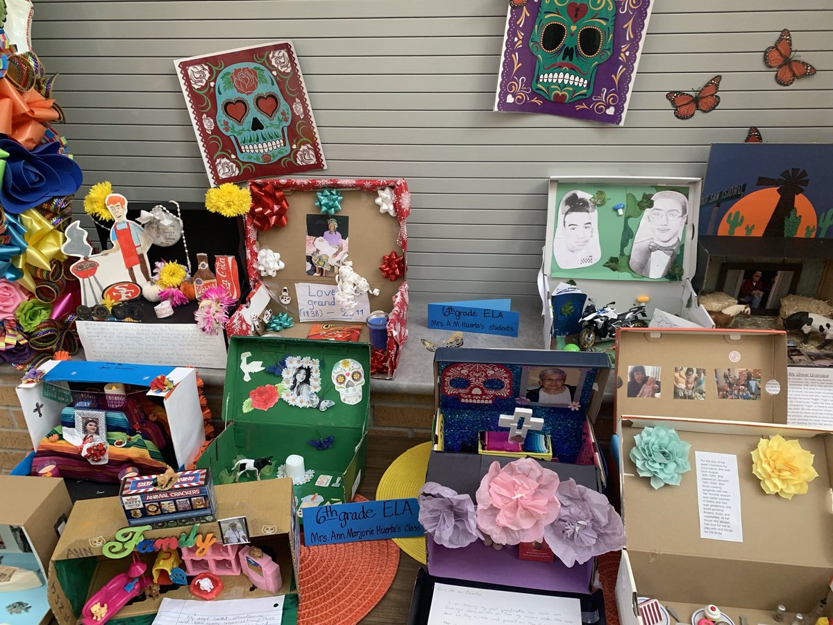 Loved seeing all the ofrendas <a href="/marjorie_Hue21/">Ann Marjorie Huerta</a>’s class made. Had a great time at our Dia de Los Muertos event 💀💃🏽