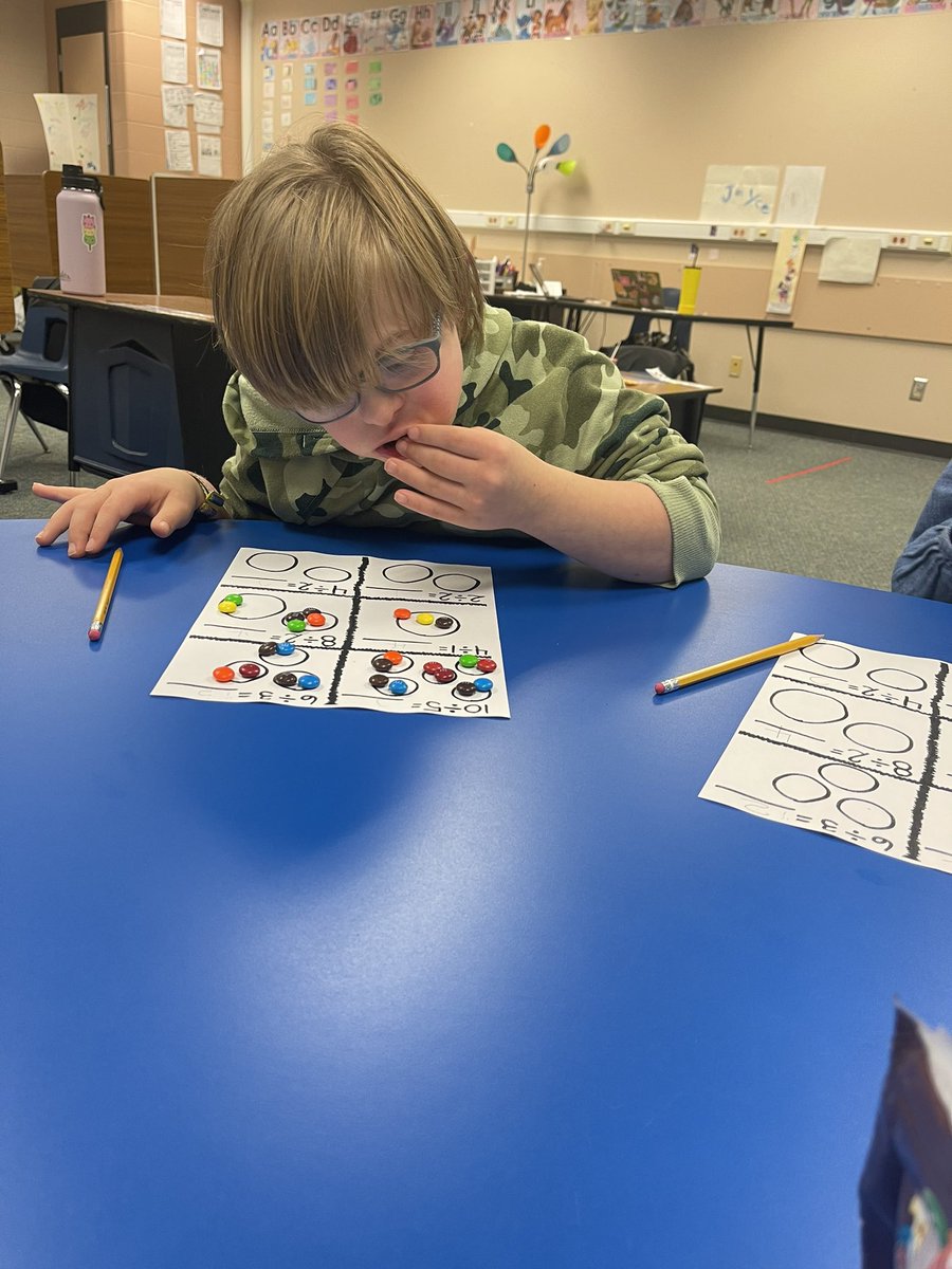 who doesn’t love division with candy!?