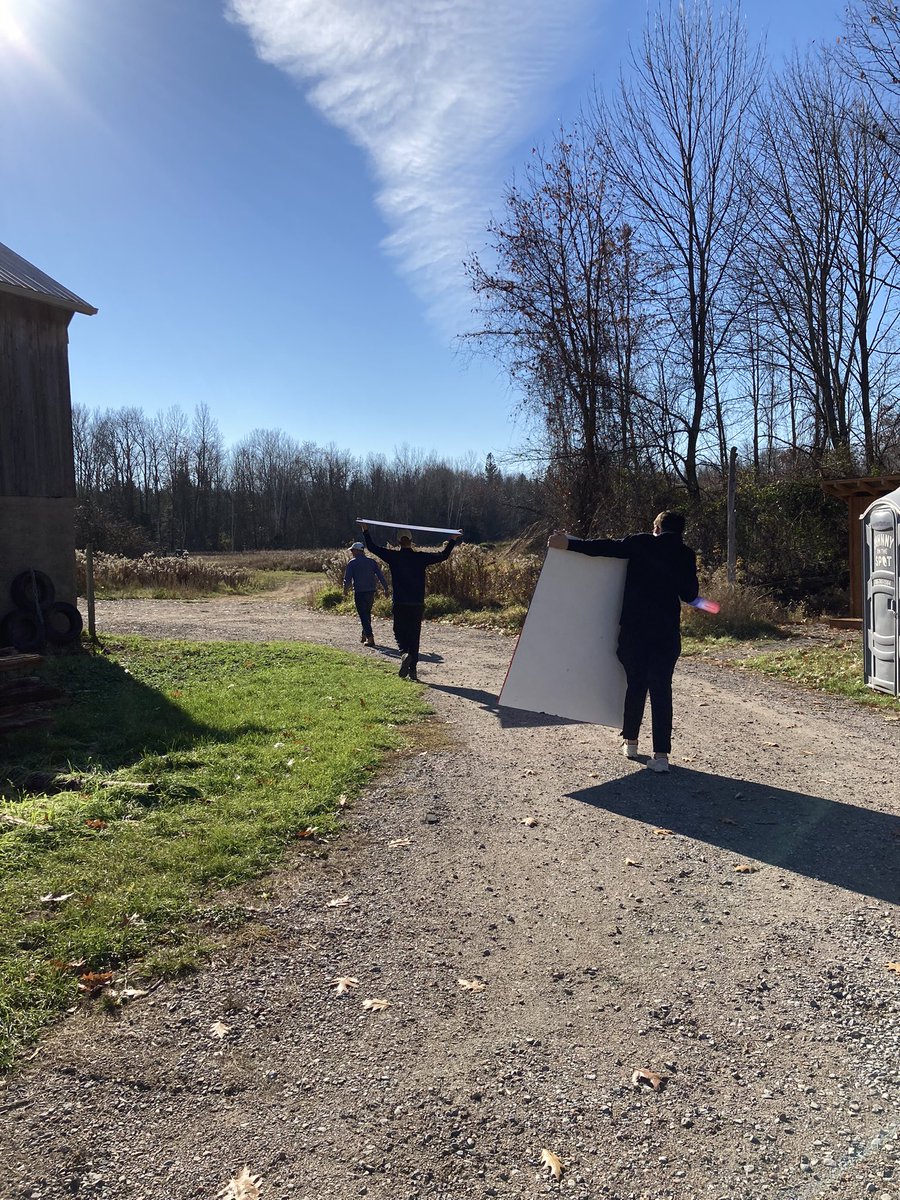 corymiller99's tweet photo. @AMKeeLCS @LakefieldCS It was a beautiful day to see our Campus Art barn quilt project come to fruition! Bruce already has us thinking about the next ones that could adorn the Northcote campus barn doors! https://t.co/r0A7dqvVzL