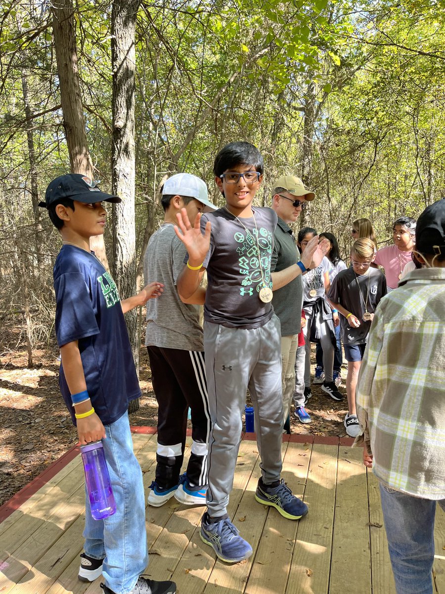 Kimberly Laker tweet media