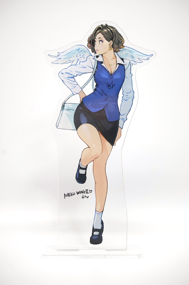 見栄子ウイングIIアクスタも無事降臨。(パタパタ
本日発送予定でございます❤️ 