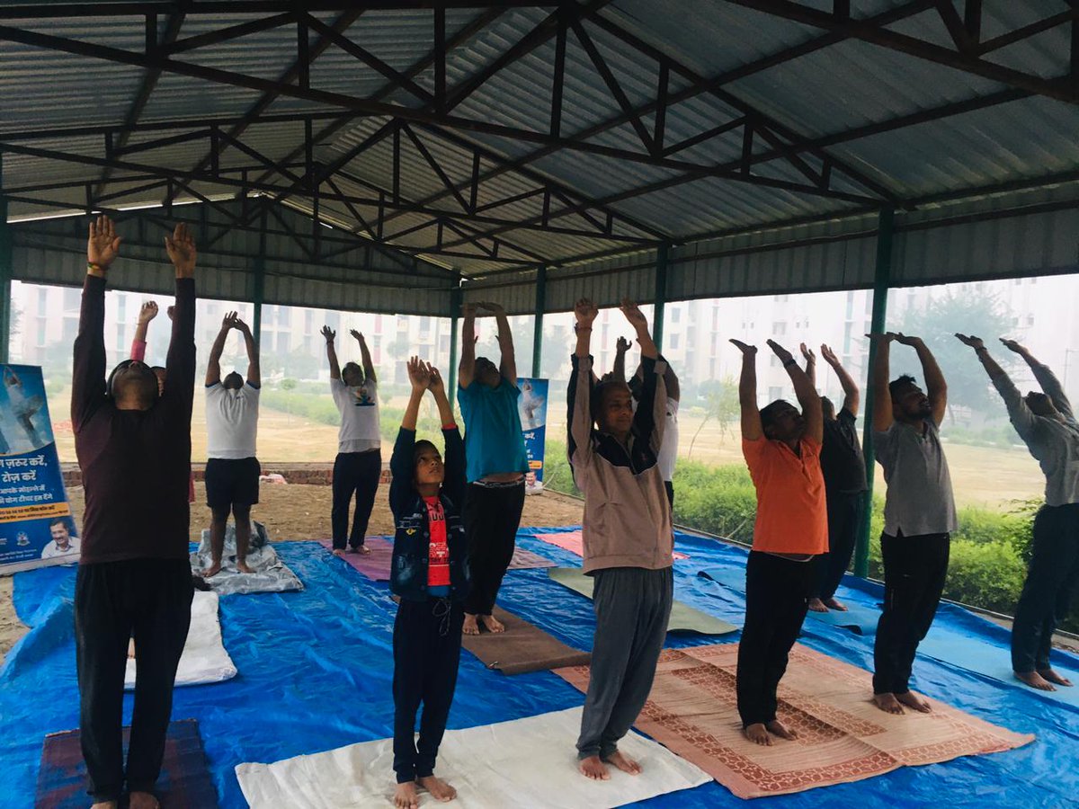 Dilli Ki Yogshala | दिल्ली की योगशाला tweet media