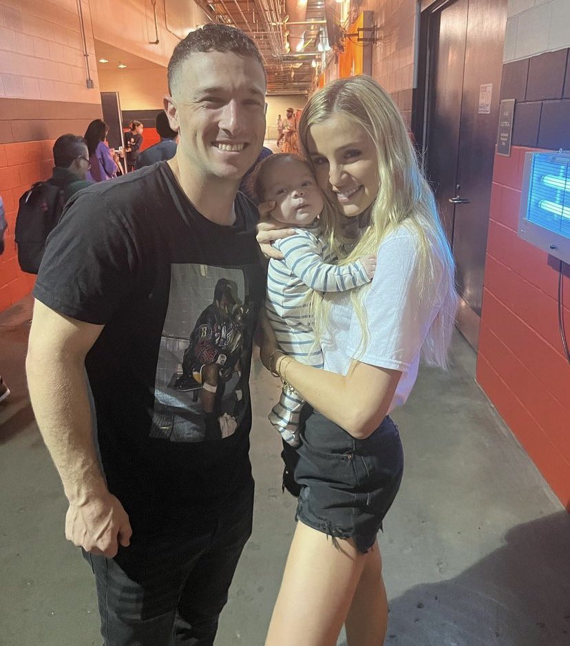 bregman astros wife