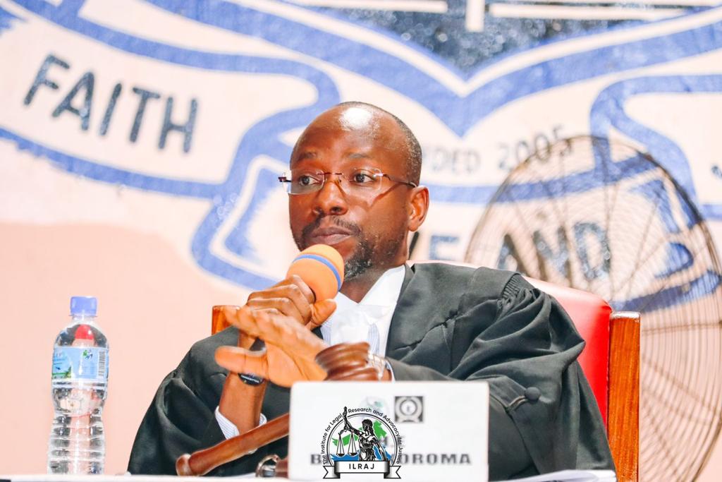 ILRAJ2's tweet photo. Highlight from Day 2 of #FCWMoot competition - meet our distinguished judges @001NMCSL @UnimakLaw @fbcLaw1 @UniversityNjala #IMATT @MichaelBasita @dittonicol1 @NickyLSC @SesayAfricanus @EsqRashid @MEMLAW1 @WilliamsYada_H @YillahS https://t.co/OYADUiy4Dk
