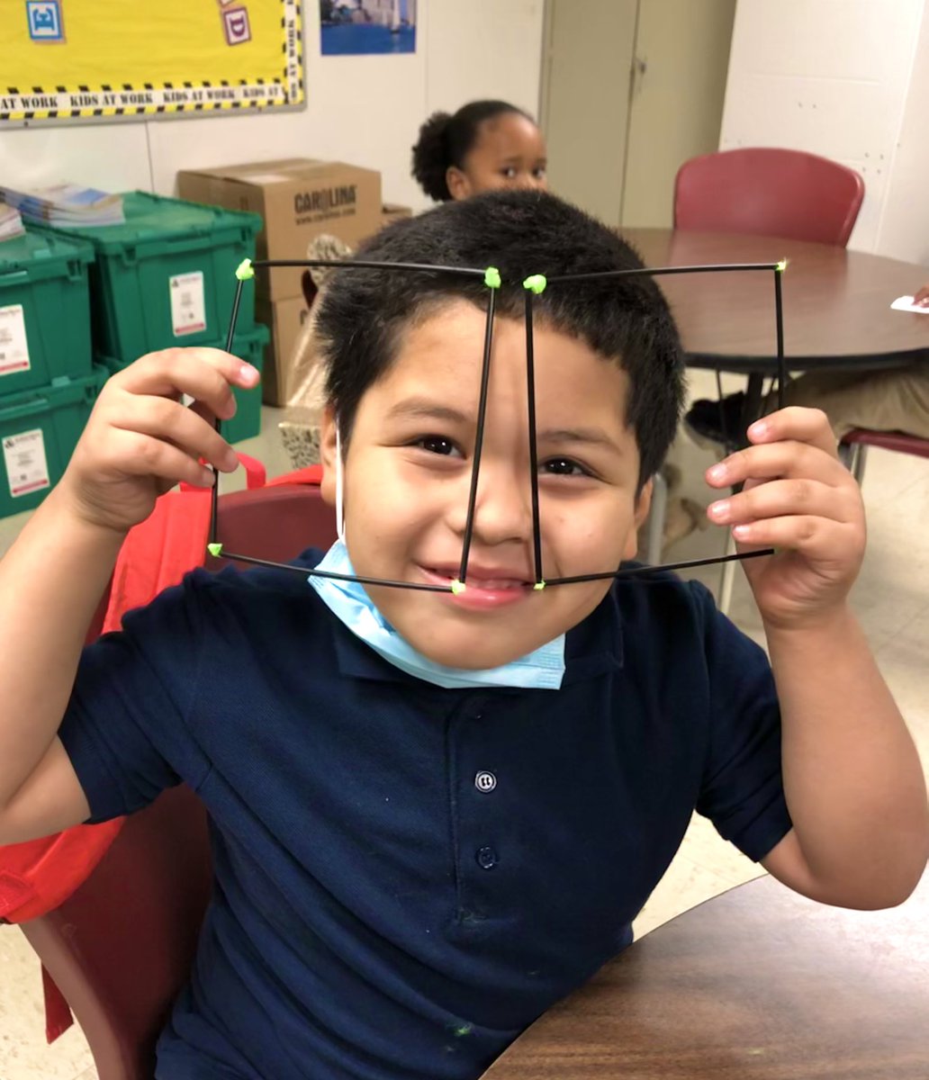 EmilyMe10531515's tweet photo. Pentagons, diamonds, squares, and cubes…Plenty of precious smiles in Ross’ Engineering Lab today. #PerfectlyEngineered @HISDChoice @HISDFACE @nperez10 @HISDElementary2 @AhmeshaG @BetsyRossElem @ray4d_thebetsy @TeamHISD @HoustonISD @FonwoodECC @tuwest @behaviorlady @Tareese8 https://t.co/kkdv4bYAxZ
