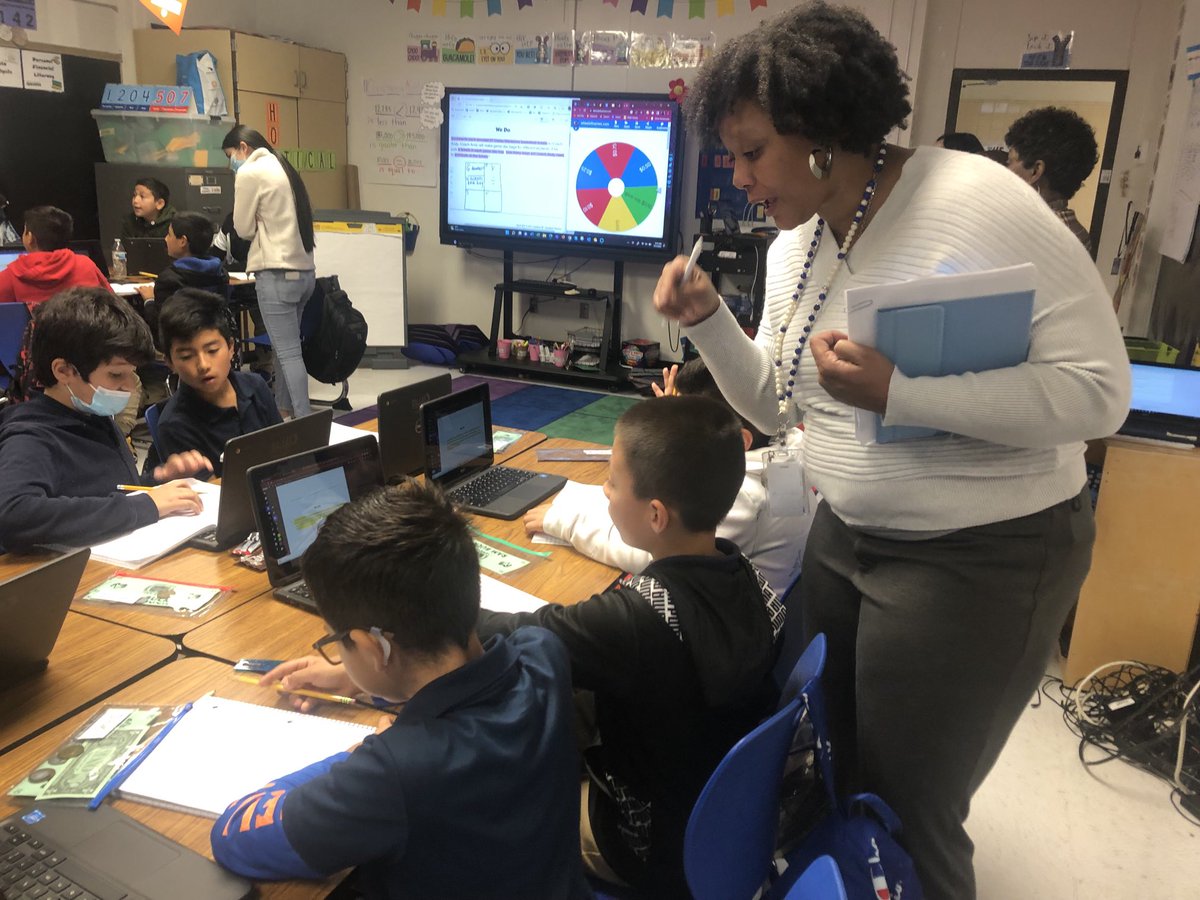 BishopArtsSTEAM's tweet photo. Great day of learning and feedback focusing on our campus priorities. We are grateful for the support of our ED @adam_pink_disd and the ILCs. @dallasschools #OneTeamOneSpiritOneGoal https://t.co/UieMHySh1f