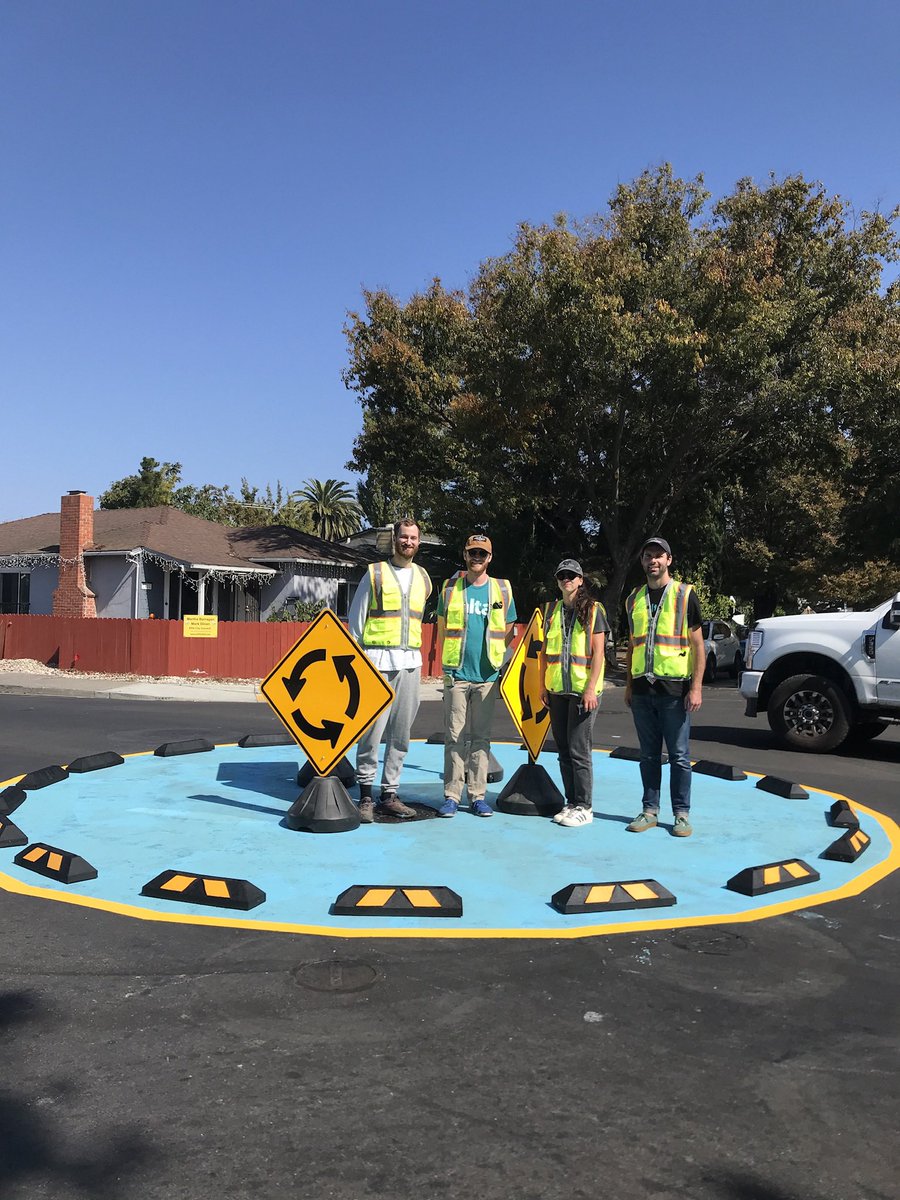 chatchersimpson's tweet photo. Recently completed demonstration projects to provide safer routes to schools across San Mateo County. Pictured here are projects from East Palo Alto, San Mateo, &amp; Daly City. With each meant to last at least 1 month, feedback will inform more permanent designs! #tacticalurbanism https://t.co/ov9rP1KDCs