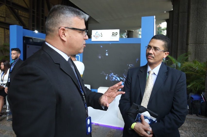 sunacrip_ve's tweet photo. El inicio de esta cripto feria  reafirma el posicionamiento de la Venezuela cripto, en aras de impulsar la economía nacional con nuevas herramientas de vanguardia a disposición de todos los venezolanos. https://t.co/rZVDiWISgn