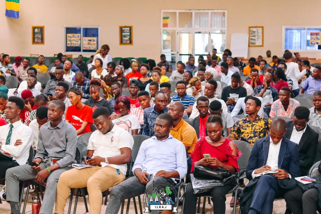 ILRAJ2's tweet photo. Day 2 of the Frances Claudia Wright Moot Competition at the University of #Makeni. #FCWMoot #SierraLeone #SaloneTwitter @eddiebel @kibobofred @DeMonk75 @foundation_atk @CharlesJalloh @jamesakabia @WanepL @MABINTYMAGDALE1 @001NMCSL https://t.co/SUOHgrClWj