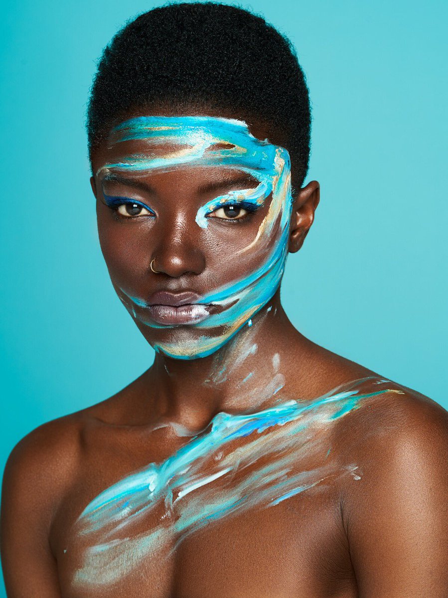 PJune____'s tweet photo. Le body painting !
#bodypaint #model #beauty https://t.co/KgfU3z64Z3