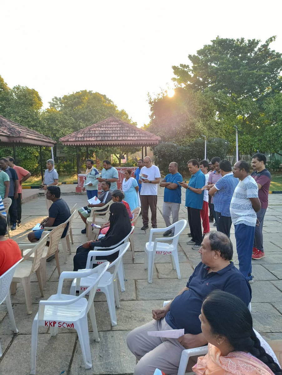 interoclinics's tweet photo. Great response to Intero clinics awareness initiative on account of "World stroke day" More than 80 patients for screened for Diabetes and Hypertension. Awareness talk about Stroke and it's Risk factors by Dr. Abhinay and dr. Aarathi followed by great interactive session. https://t.co/50UdzKTVW1