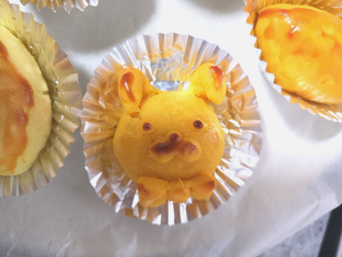 2210106's tweet photo. スイートポテトアート難しい。
画伯の作品もアジガアッテステキトオモウ。 https://t.co/IgPneO4Adt