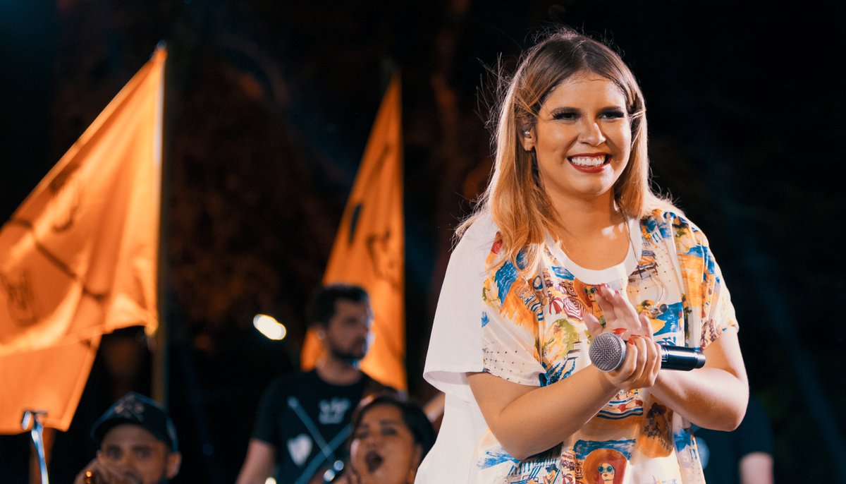 opaladamarilia's tweet photo. Marília Mendonça é e será a maior voz do sertanejo de nossa geração. Ela não é passado, porque está e estará sempre presente em cada play que dermos em suas músicas e a cada vez que vermos os registros em vídeo que ela nos deixou. https://t.co/70SbulCea6