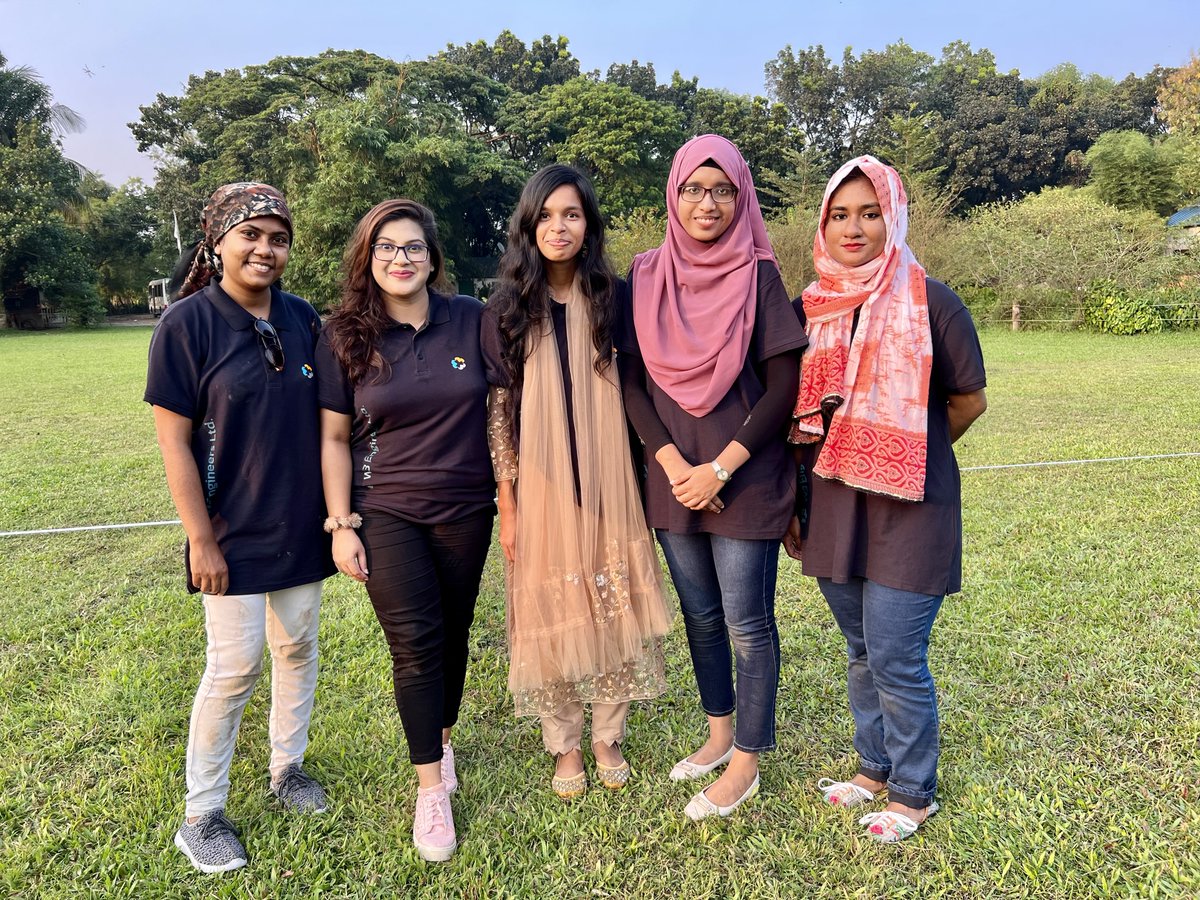 w3engineers's tweet image. The entire of October was an incredible month for W3 Engineers. W3 family chooses to maintain “unity in adversity” as their motto for this team-building day. The proactive participation of all the team members made our day more pleasant.
#developers #Teambuilding #w3 #W3engineers