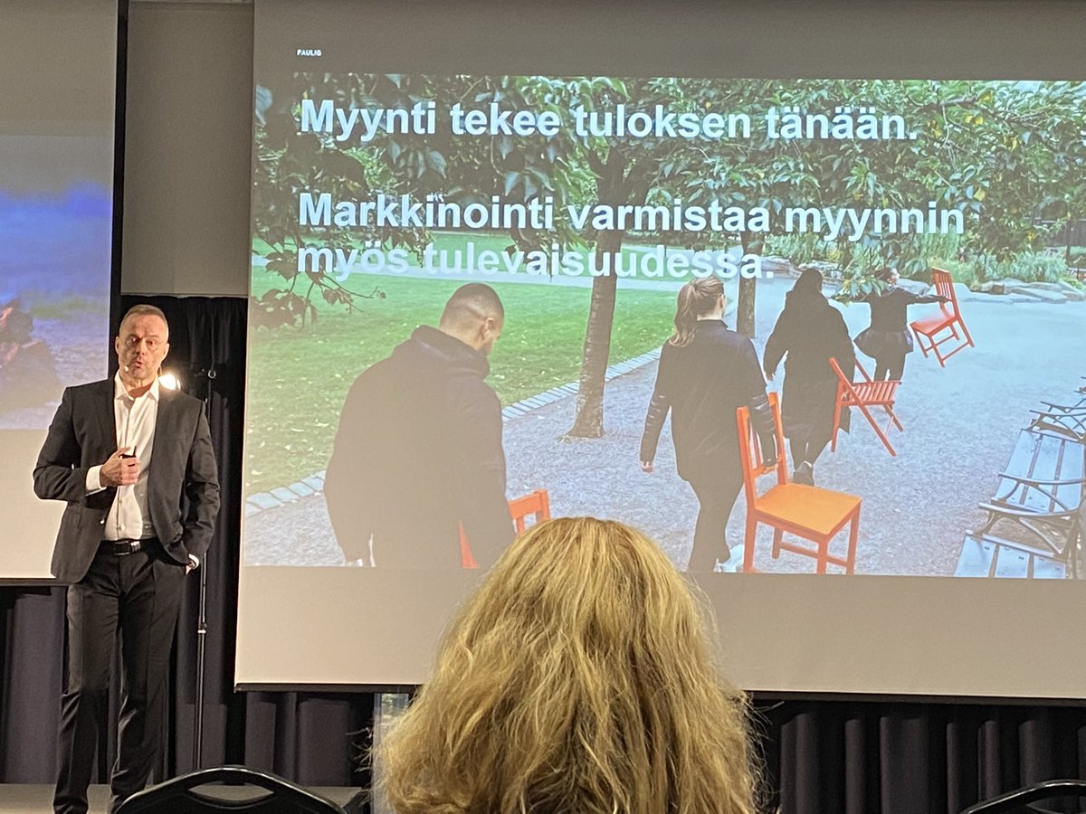 ’Hyväkään tuote ei myy itse itseään’: @rolfladau ASML #asiakkuus2022 tapahtumassa painavaa asiaa brändeistä, markkinoinnista ja vastuullisuudesta.