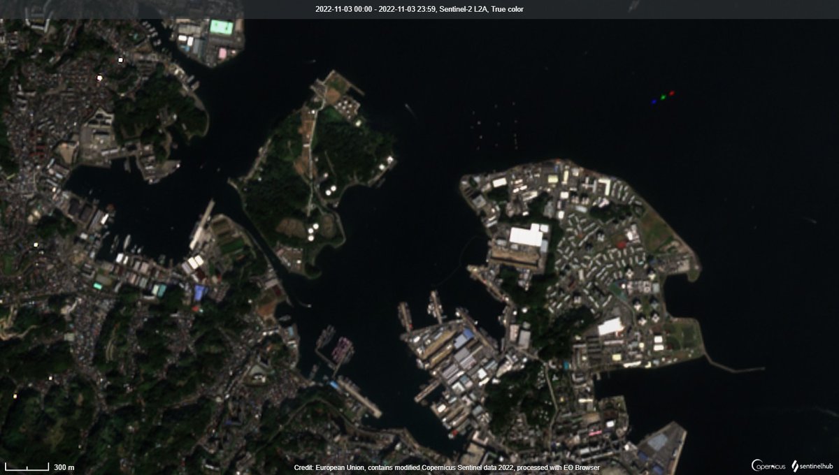 supbrow's tweet photo. 1/ #Sentinel2 🛰️📸3 NOV 2022
A gorgeous day in Tokyo-wan for the 🇯🇵 #JMSDF70th International Fleet Review
A great day for #ShipSpotting 📸🚢at Yokosuka.
(Note the aircraft captured in the image)
@Alsace_class
@MarSec_Bradford
@will_yale
@zach_ota https://t.co/i96DIkSw6w