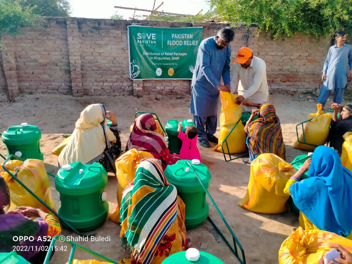 SRSO_Official's tweet photo. SRSO #Mirpurkhas office in collaboration with #Tayaba Organization distributed 38 H2O wheels & 100 ration bags to #flood affected families in Village Ali Bux Kaloi of UC Roshanabad & Taluka #Jhudo and 100 Ration bags in village Kewro Nuqrich of UC Samaro Mori & Taluka #Sindhiri. https://t.co/Fe6kVgRZGS