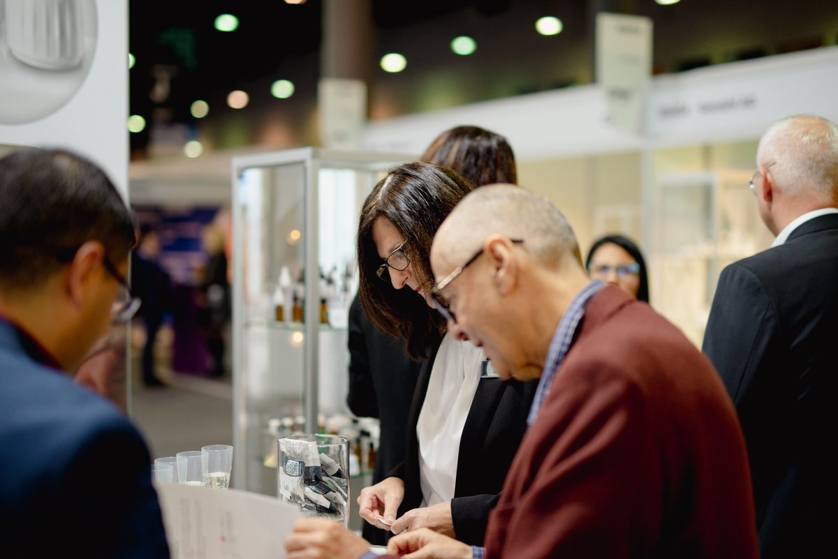 sensoplast's tweet photo. It's the final day at the @CPHI_Events  Frankfurt.
Your last chance to visit us at stand 30G50, zone InnoPack
#sensoplast #closuresystems #pharmacy #primarypackaging #westerwald #cosmetics #homeopathy #pharma #quality #service #wecare #safety #dosing #closing #sustainability #cbd https://t.co/14DueJVzD9